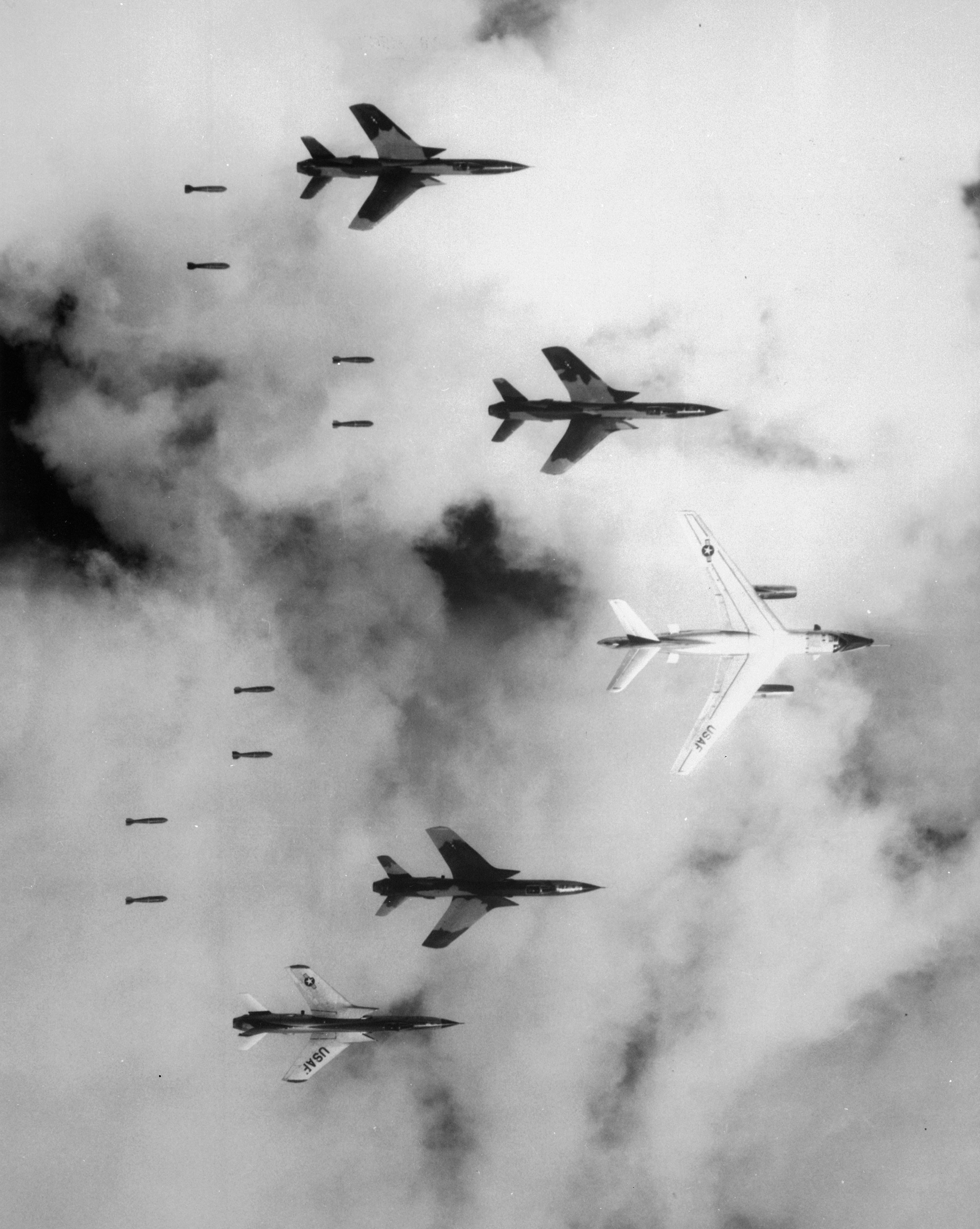 Bombing_in_Vietnam