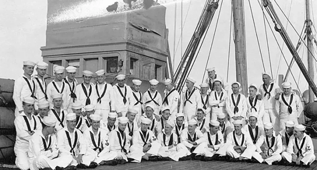 Troops posing on deck of Hospital Corps USS Kroonland