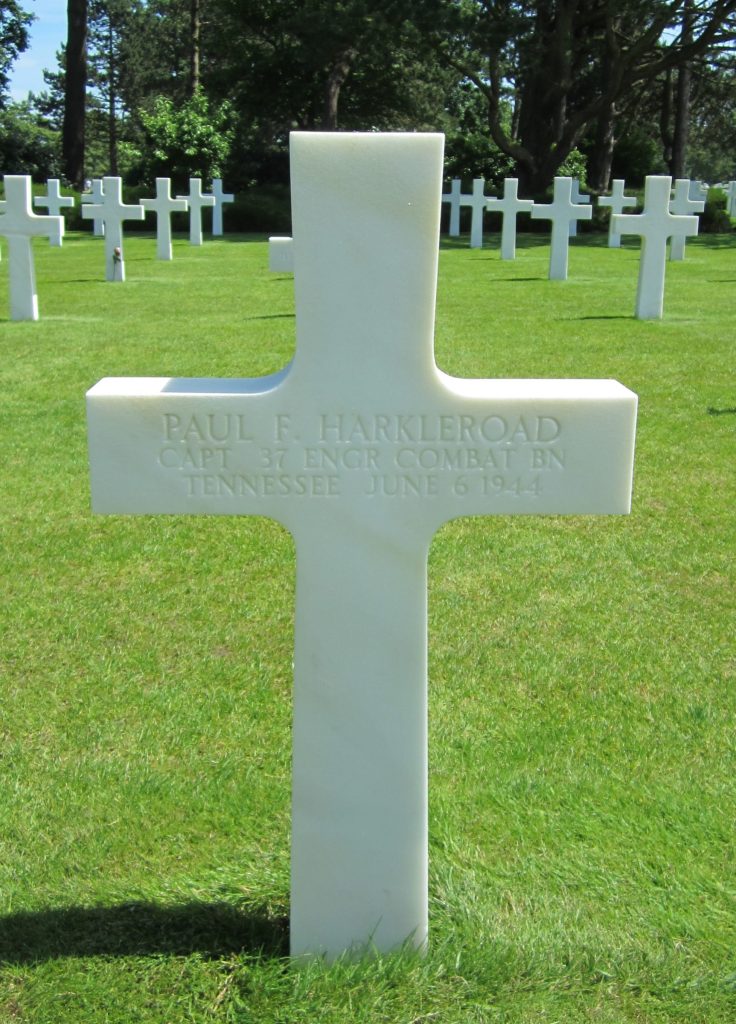Harkleroad gravemarker in Normandy